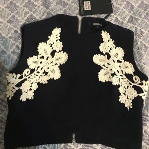 Misguided crop top navy white lace size 4